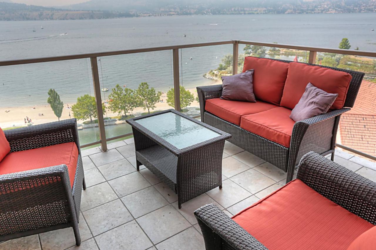 Sunset Waterfront Resort By Kelownacondorentals Ngoại thất bức ảnh